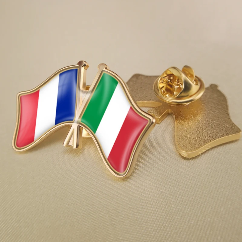 Itália e França Cruzaram o Dobro Amizade Bandeiras Alfinetes de Lapela Broche de Crachás