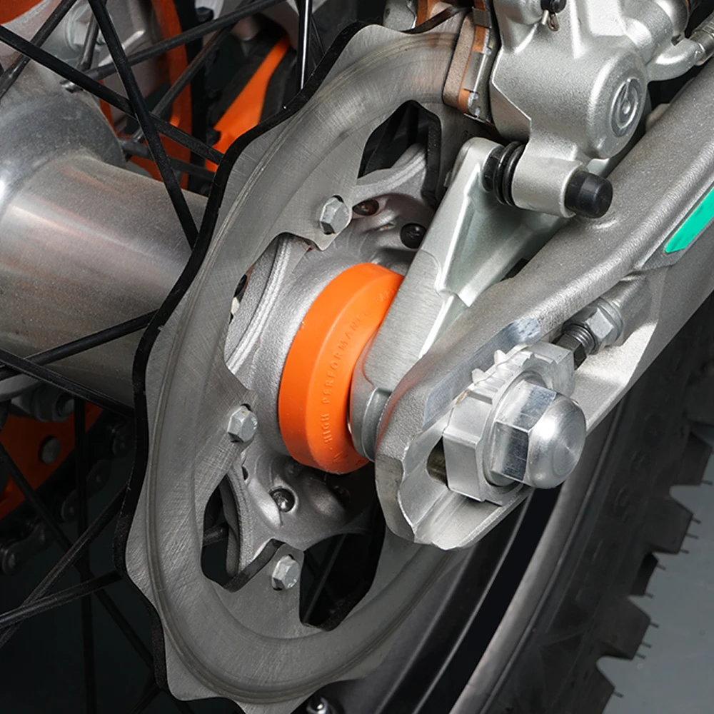 NICECNC Roda Traseira Espaçador Rolamento Protetor Protetor Para KTM 125 150 200 250 300 350 400 450 500 530 SX SXF XCF EXC EXCF EXCF-W TPI