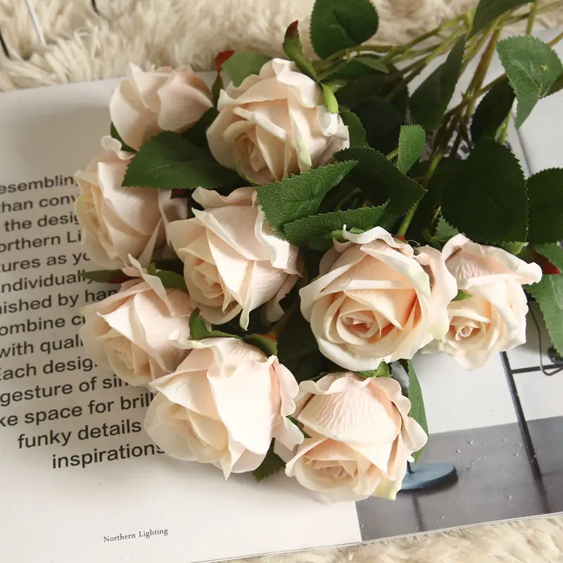 6pcs de Flanela Artificial Rose Bouquet de Flores Para a Noiva Segurando Decoração Barata Branco Falso Flores de Casa, Decoração de Mesa