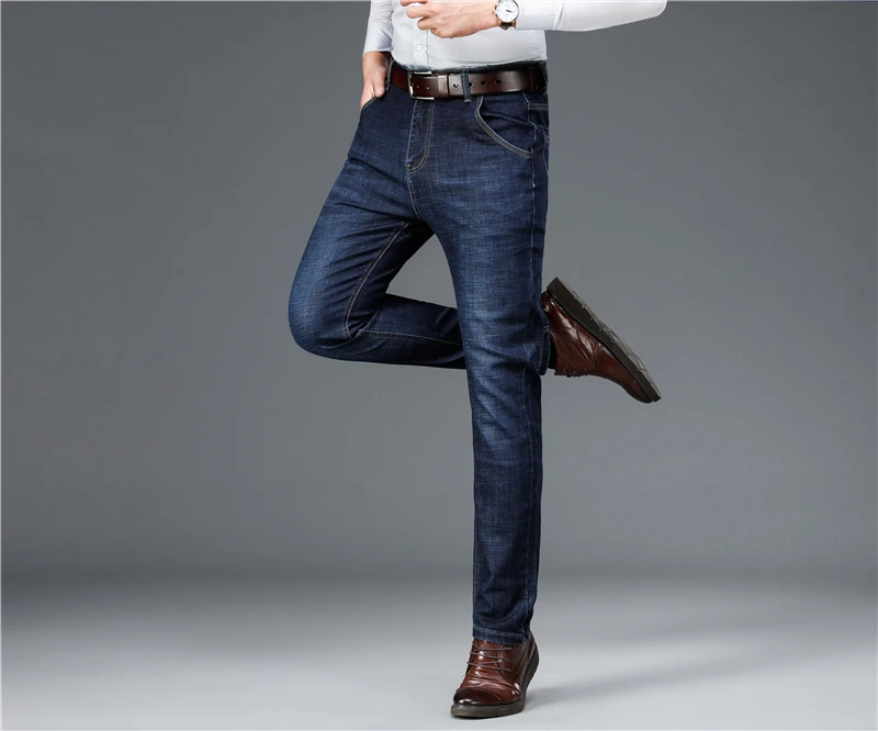 QUANBO Homens Clássico Ajuste Relaxado Flex Jean 2021 Quatro Estações do ano Novo Chegadas dos Homens Smart Casual Jeans Plus Size 42