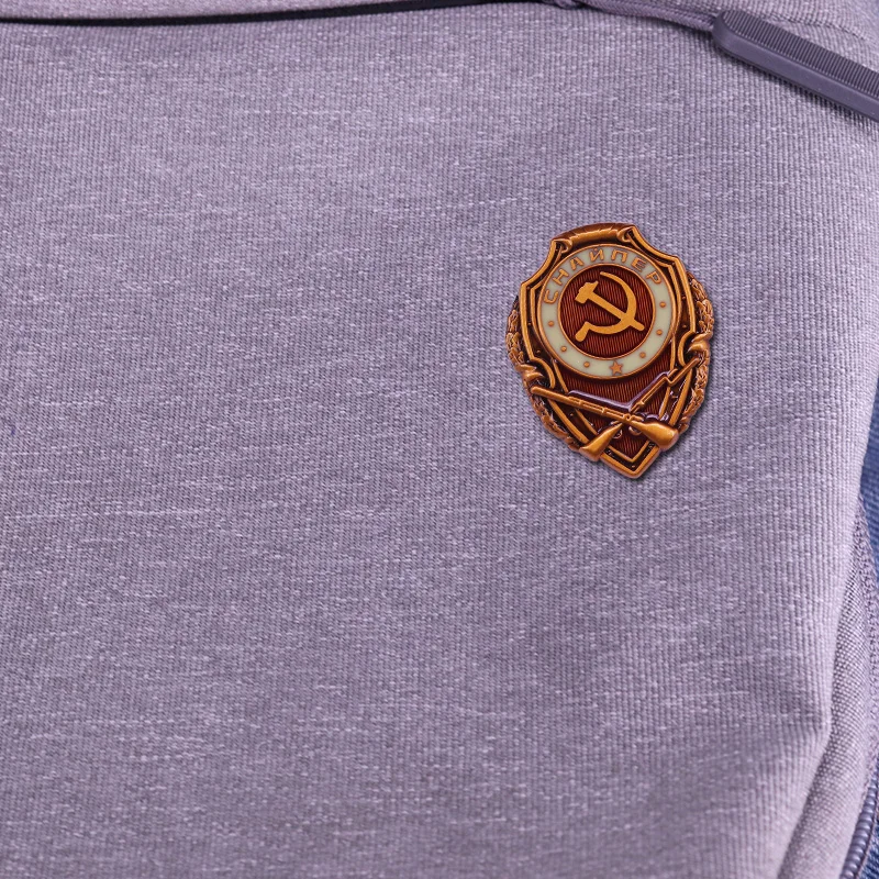 A excelente Réplica Soviética Sniper Emblema foi awarder para atiradores de elite, que mostrou a excelência em combate,você também merece.