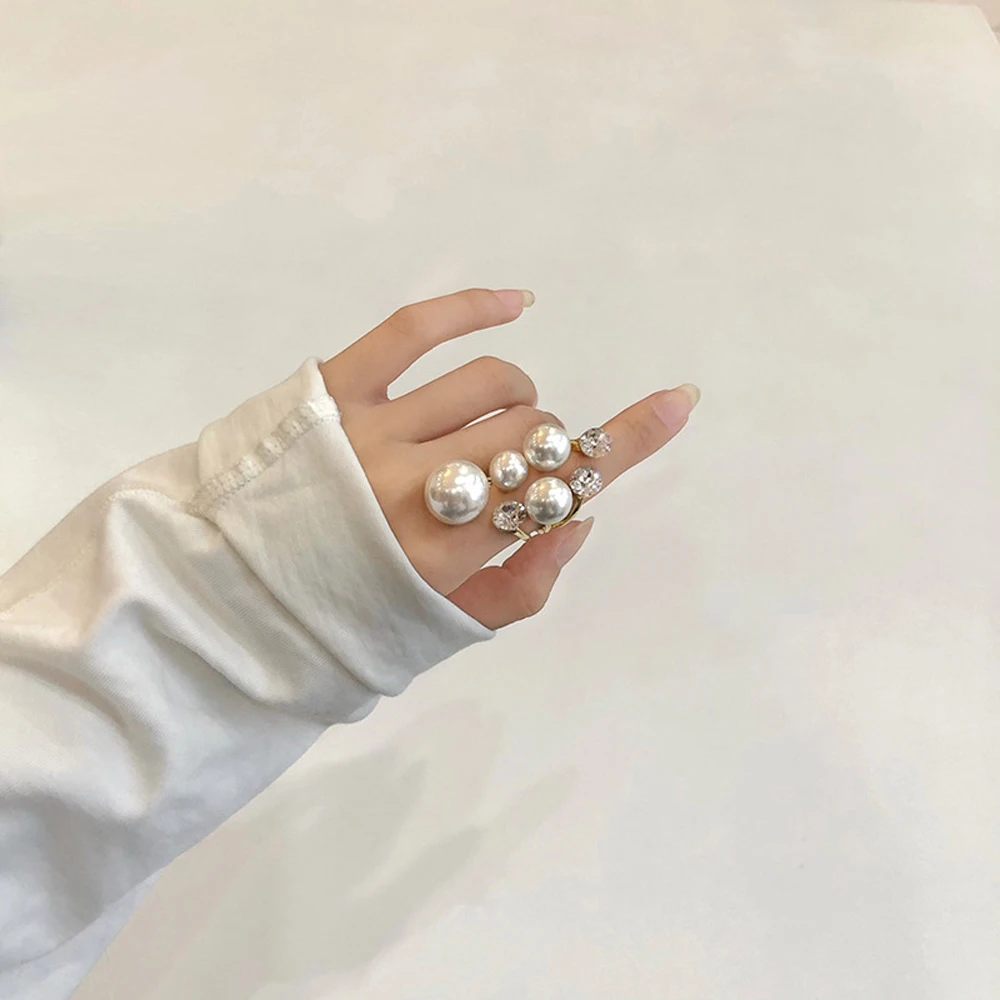 Novo e Elegante Retro Oversize Multi Pérola Anéis para as Mulheres-Dama Brilhante Cristal de rocha Irregular Charme Anel coreano Jóia Elegante