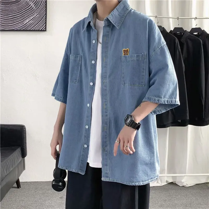 Verão de ferramentas de estilo de camisa jeans masculina coreano marca nova moda do cinco-ponto de manga jeans solta jaqueta casual