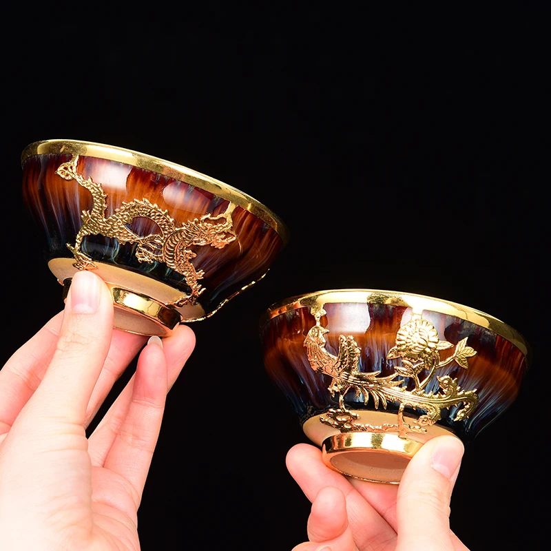 Vintage Xícara de Chá de 110ml de Cerâmica Dragão de Ouro Phoenix Copa do Kung Fu Chinês Teaware Definir Mestre Puer Copos Pequena Tigela de Chá Copos de Presente