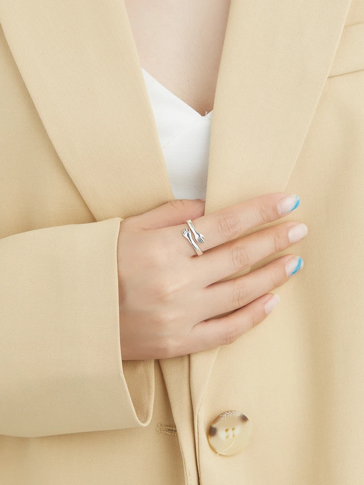 LEKANI feitas à Mão o Anel de Dedo Para as Mulheres S925 Prata Ambas as Mãos Abraço Forma de Anéis Simples Quente E Doce Presente de Jóias Finas