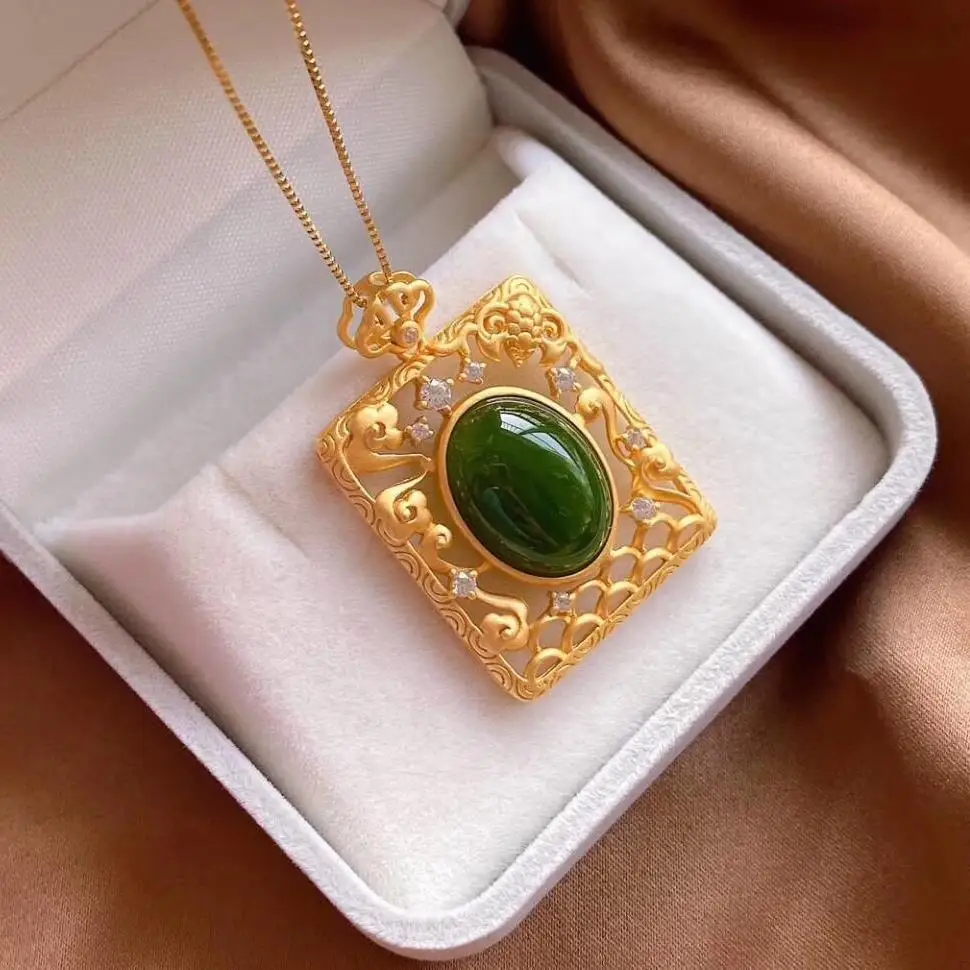 Única e criativa antiga ourivesaria diamante natural Hetian jade oval colar pingente elegante atmosfera da jóia