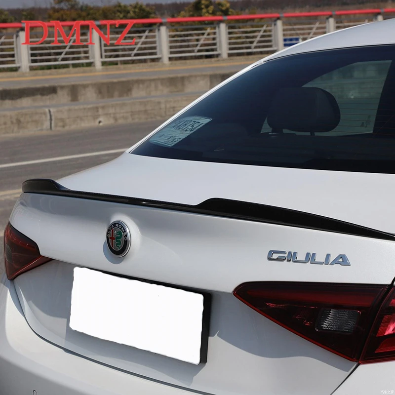 Carro de fibra de carbono cauda QV versão trevo de quatro folhas da cauda Para a Alfa Romeo Giulia Modificação Exterior Acessórios
