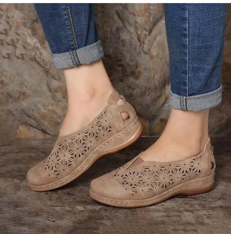 Mulheres Sandálias 2021 Vintage Casual Senhoras Sapatos Sandálias Flats Mulheres de Verão Ocos Respirável Cunhas Sapatas de Deslizamento No Feminino