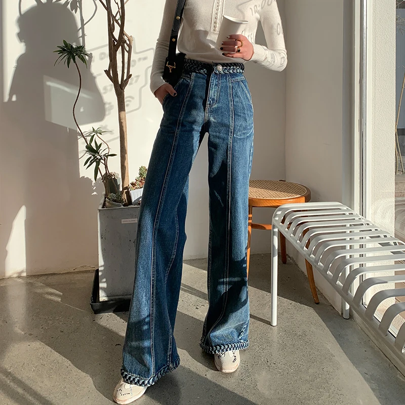 TWOTWINSTYLE Casual Jeans Azul Calças Para as Mulheres de Cintura Alta Solta Reta de Comprimento Total Jeans Feminino 2021 de Moda de Verão de Roupas