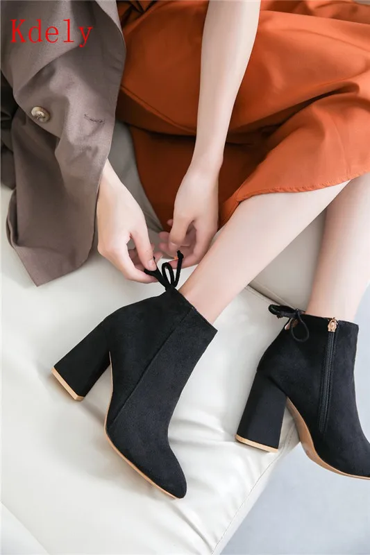 2020 inverno Mulheres Ankle Boots Rebanho Moda Inverno Med Botas de Salto Alto para Senhoras Dedo Apontado Mulheres Plus Size Sapatos